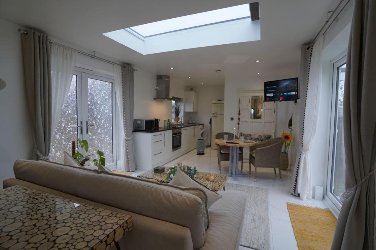 Luxury Home In The Heart Of East Sussex Freeparking Pevensey Buitenkant foto